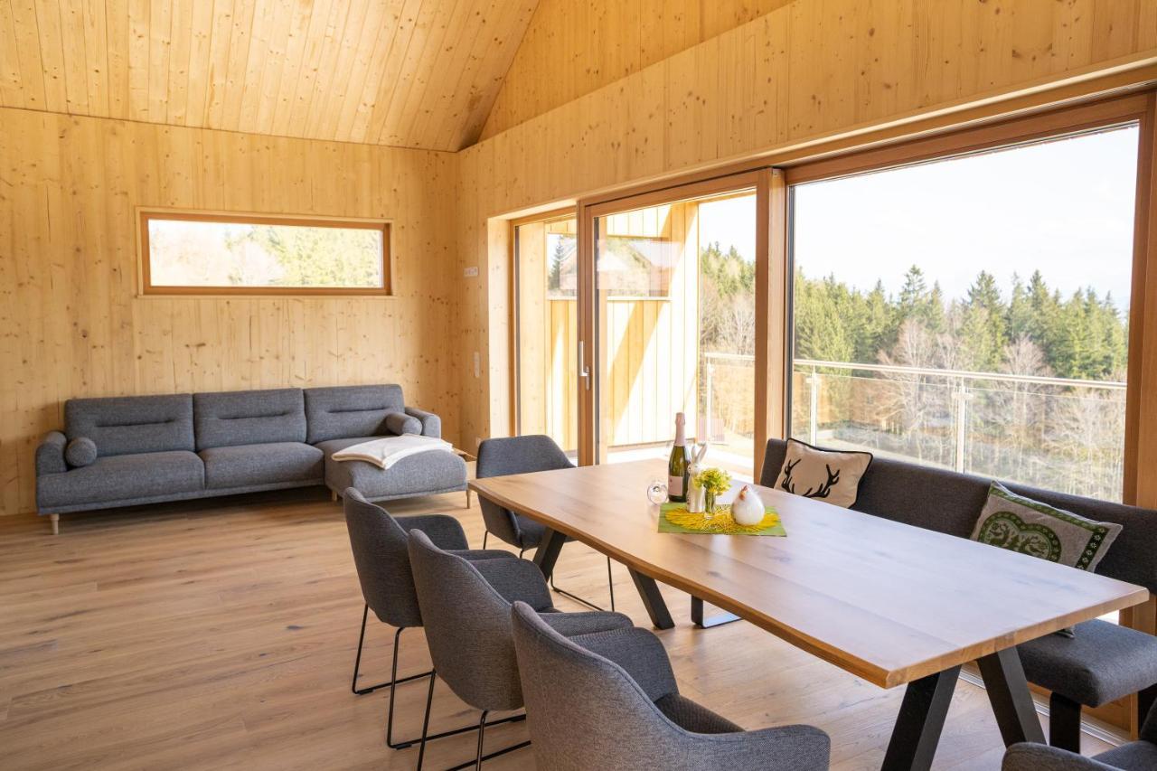 Appartamento Holzhaus "Zum Schwarz'N" Aurach am Hongar Esterno foto