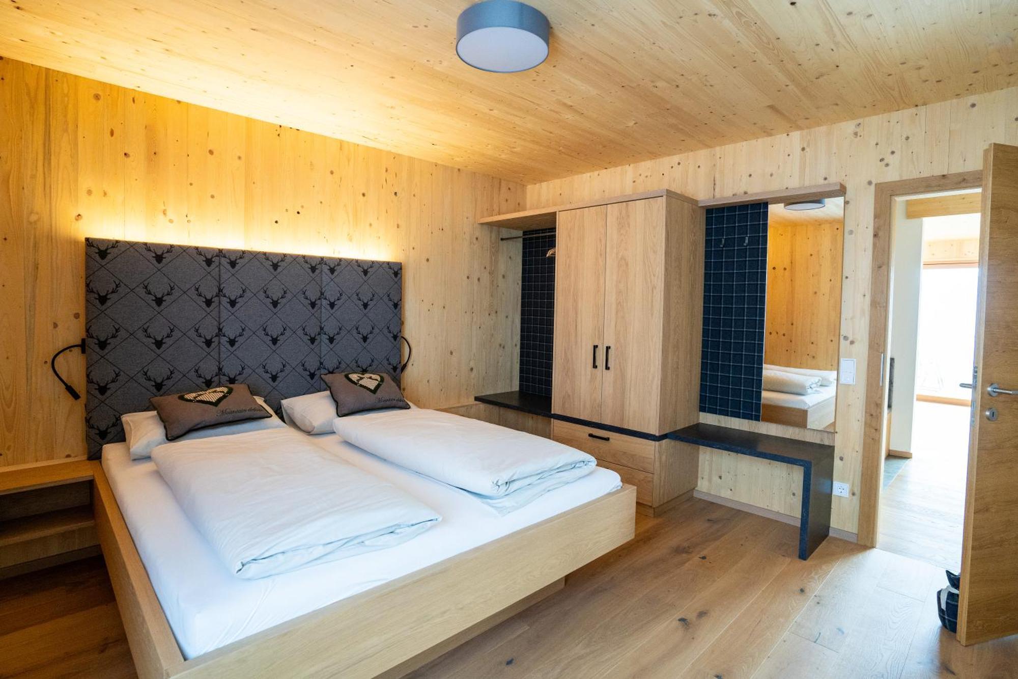 Appartamento Holzhaus "Zum Schwarz'N" Aurach am Hongar Esterno foto